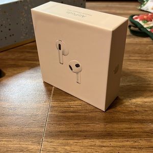 AirPods MagSafe Charge